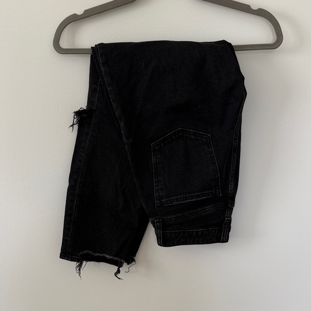 Abercrombie & Fitch Curve Love The Mom High Rise Black Jeans